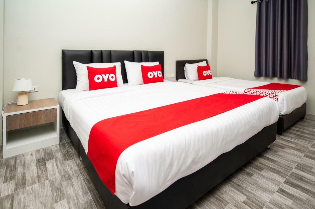 Oyo 259 Baan Napatr Hotel Bangtau-part Kültér fotó